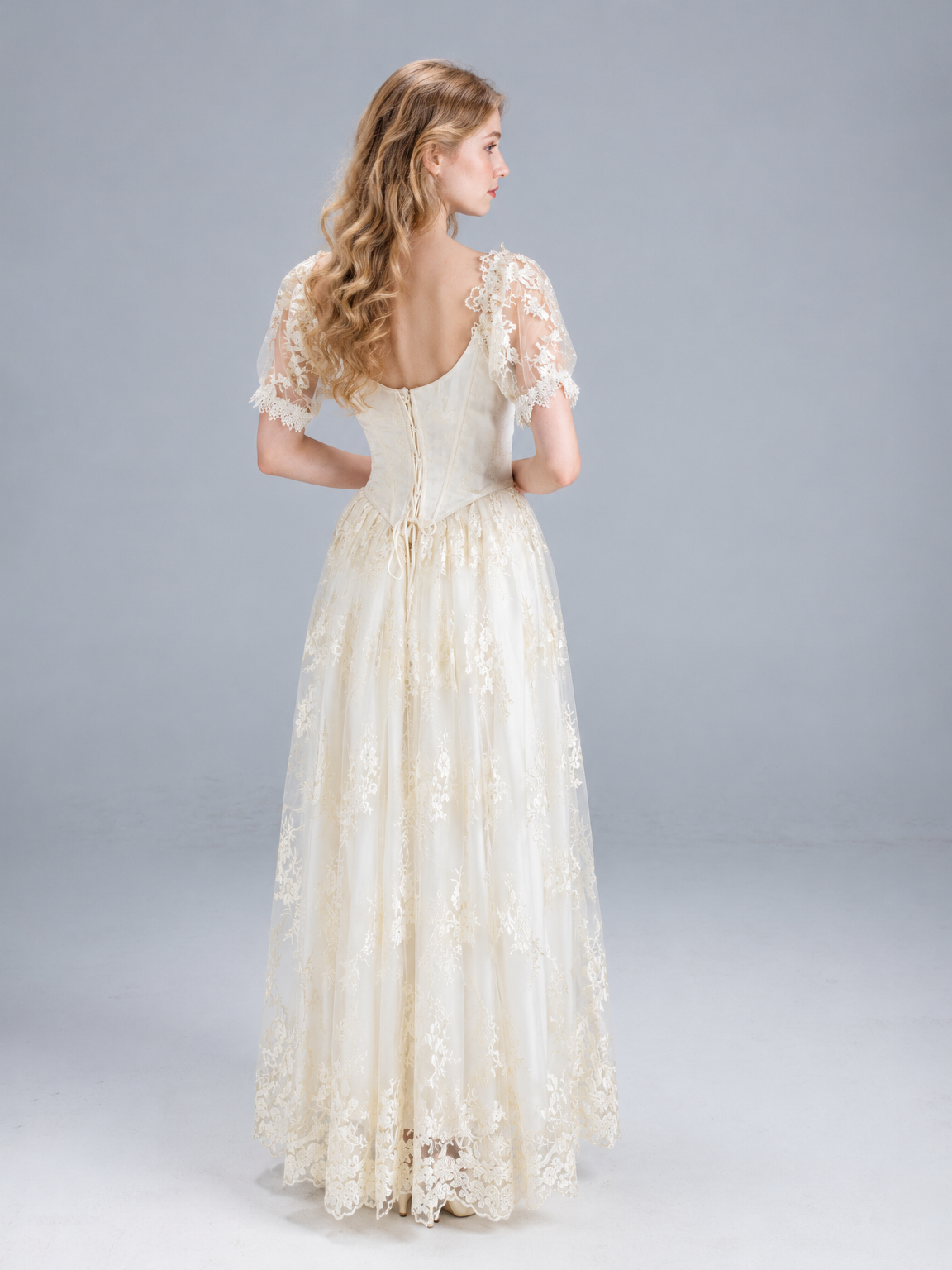 Diana's Lacewoven
